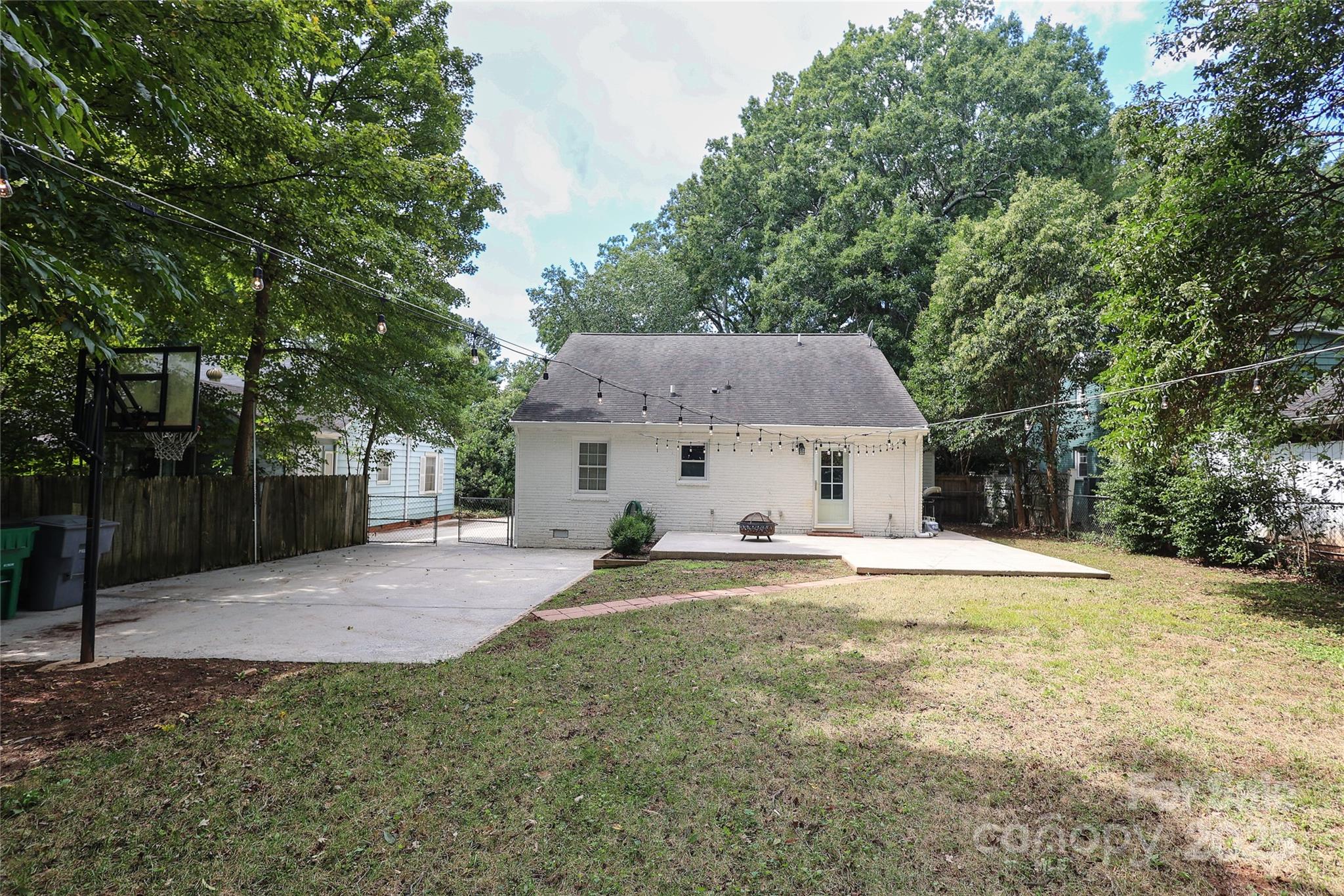 1422 Morningside Drive