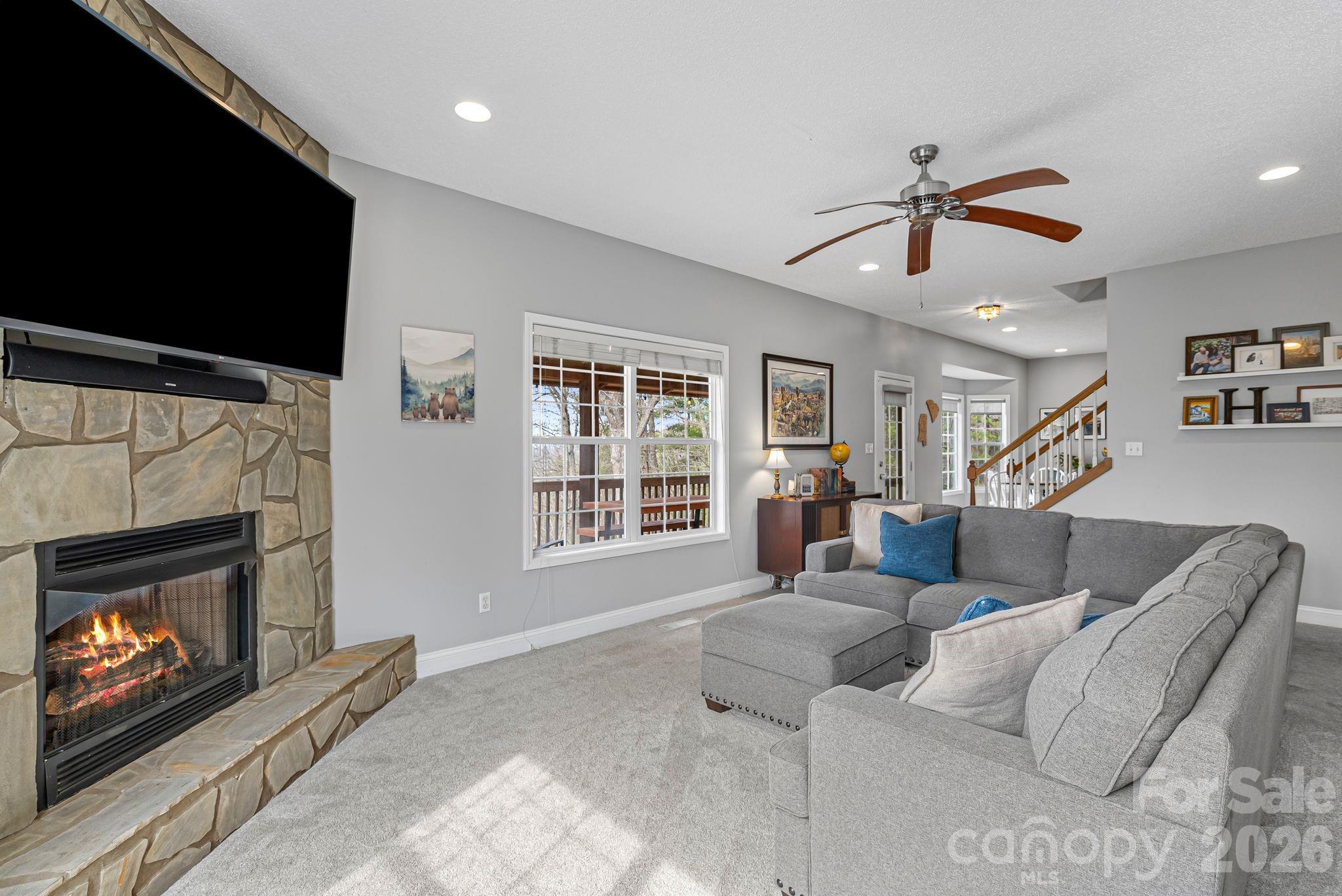 505 Kings Ridge