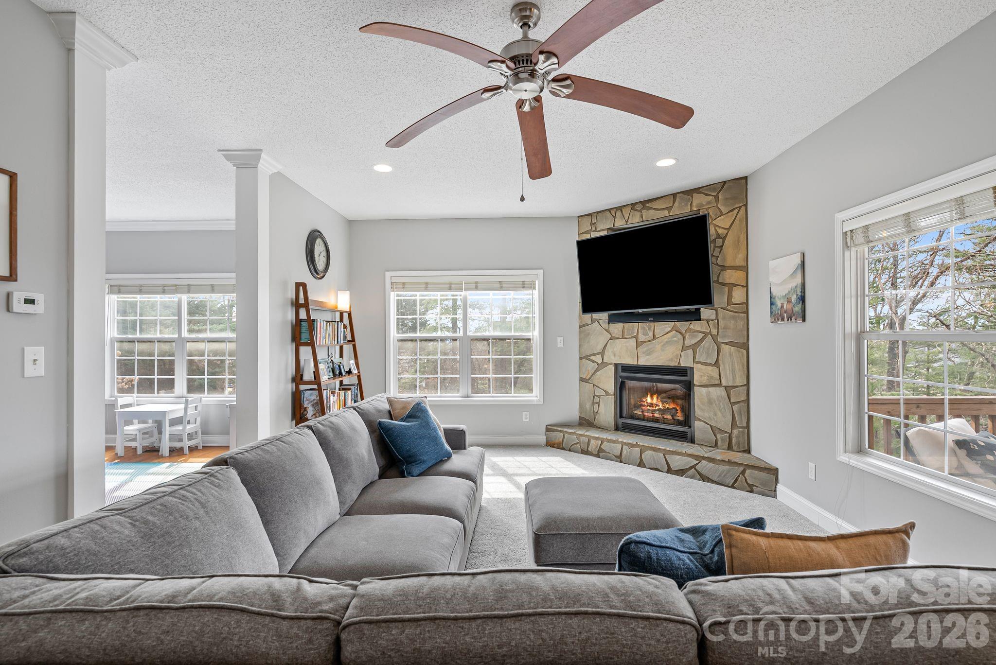 505 Kings Ridge