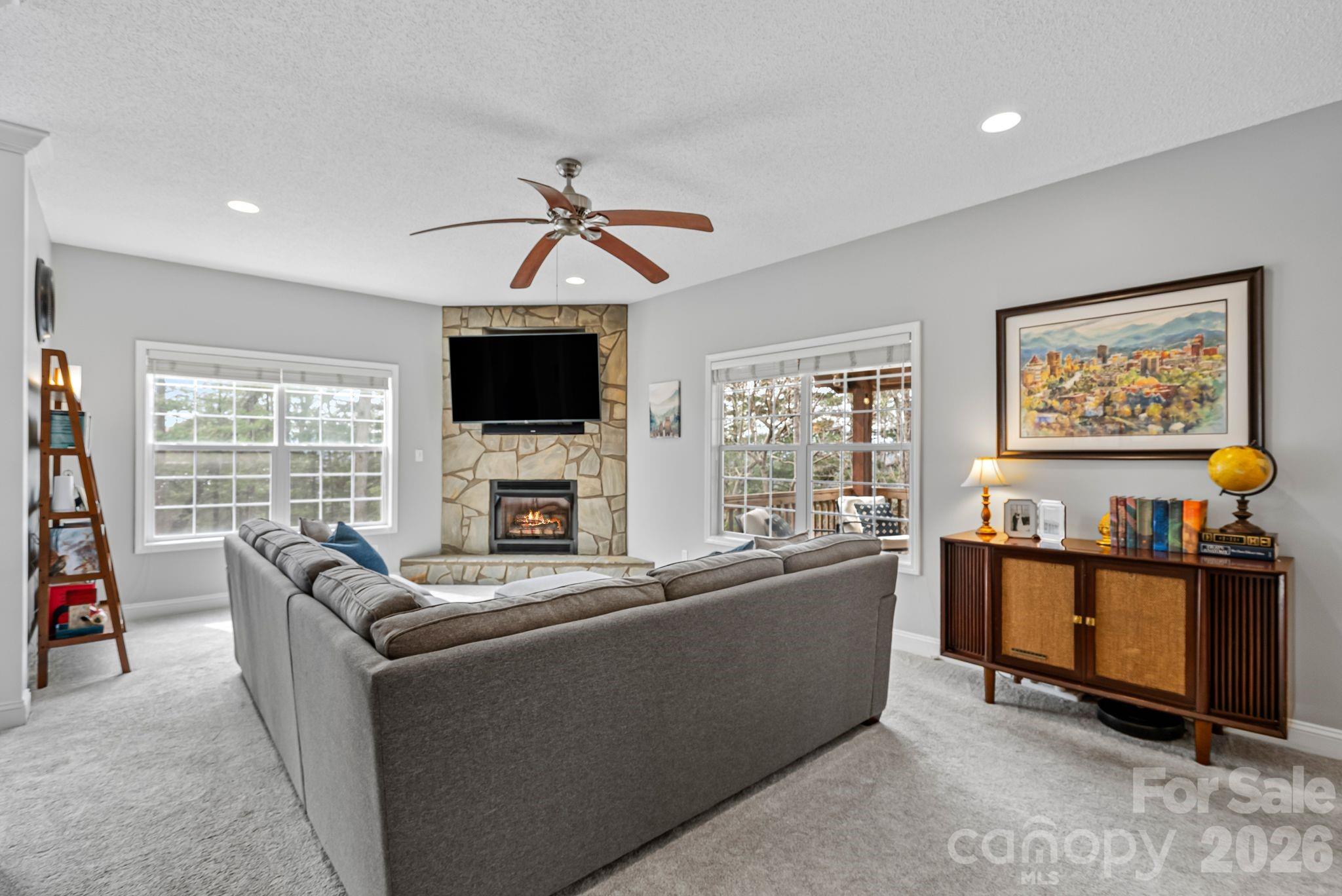 505 Kings Ridge