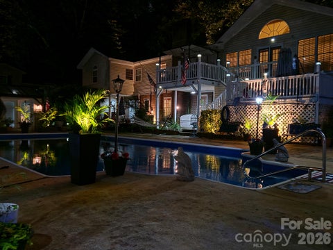 Photo of 183 Falls Avenue, Granite Falls, NC 28630 (MLS # 4433129)