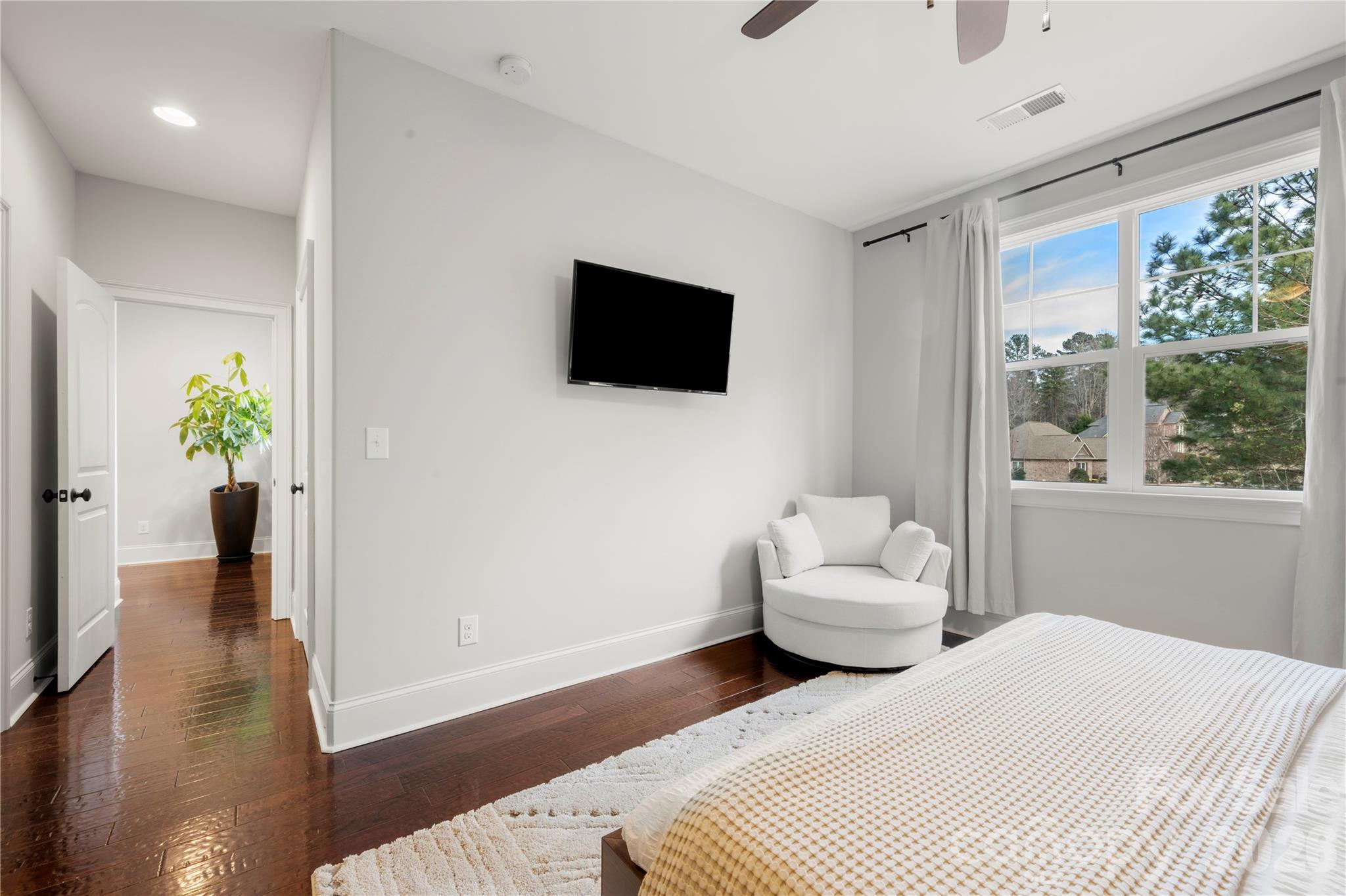 Water Edge - Residential