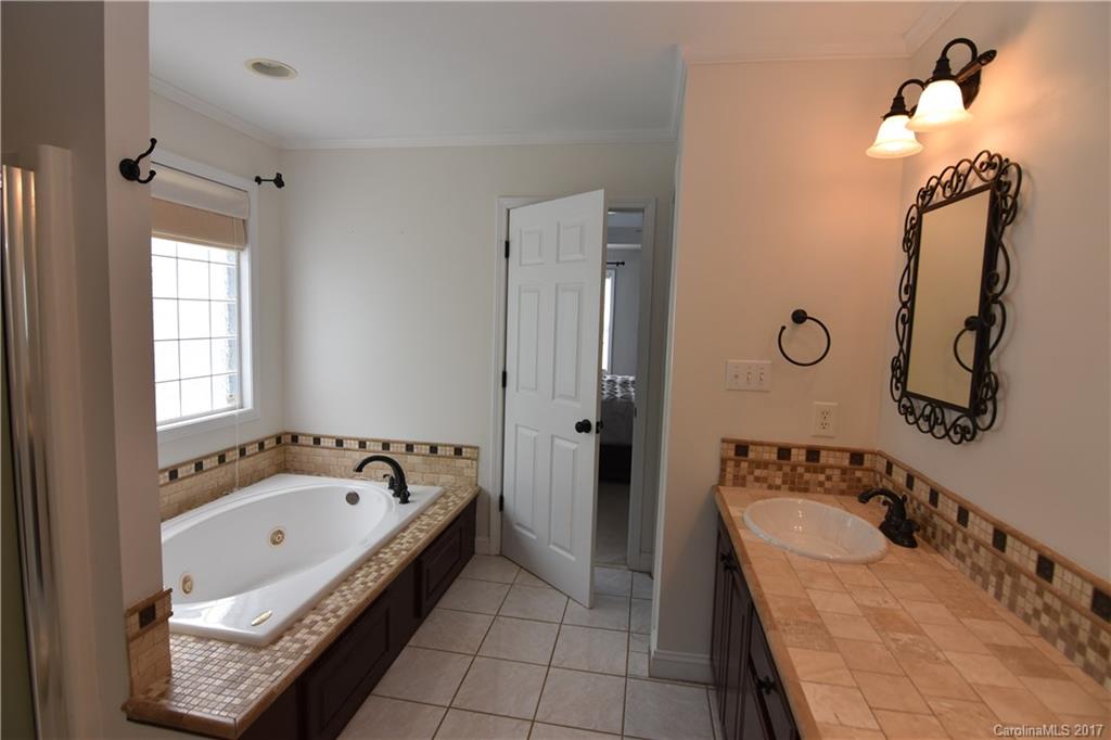 Regent Park - Residential Lease