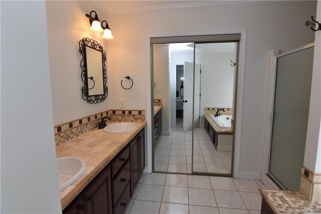 Regent Park - Residential Lease