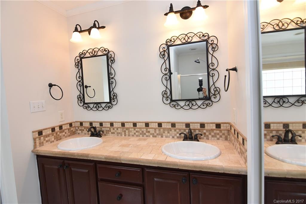 Regent Park - Residential Lease