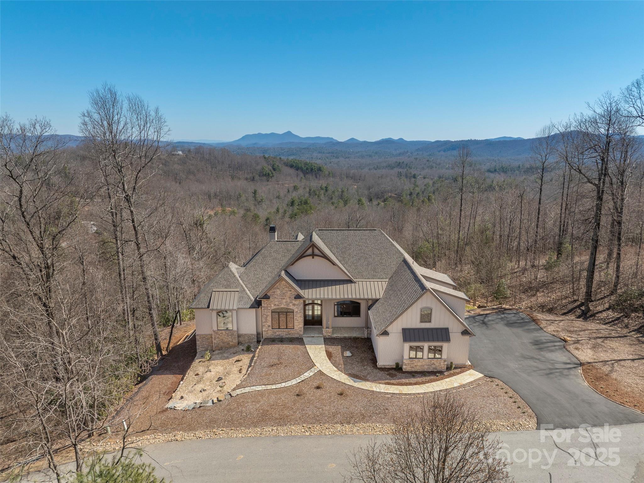 527 Falkirk Way