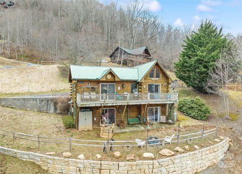 16 Hiawatha Drive Maggie Valley NC 28751
