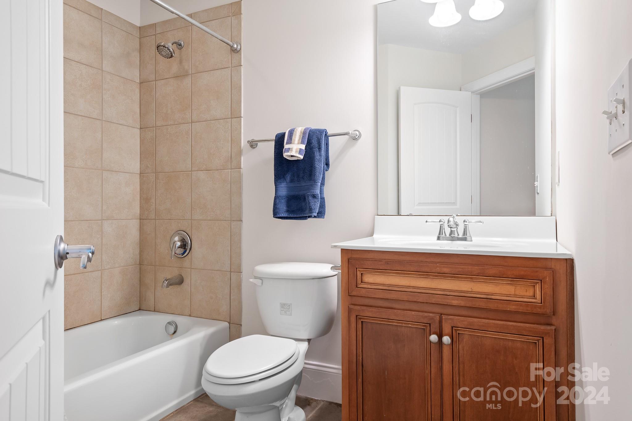 Watertree Landing - Residential