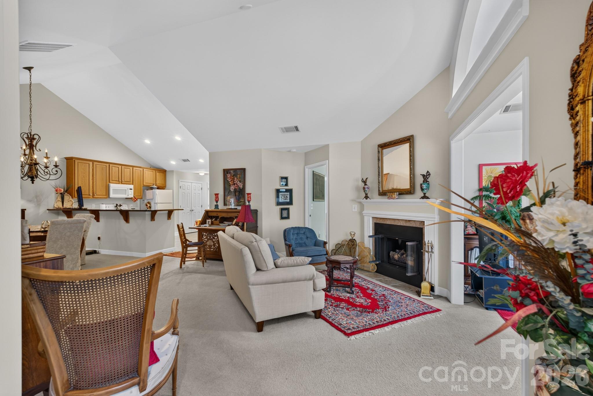 232 Lone Oak Circle
