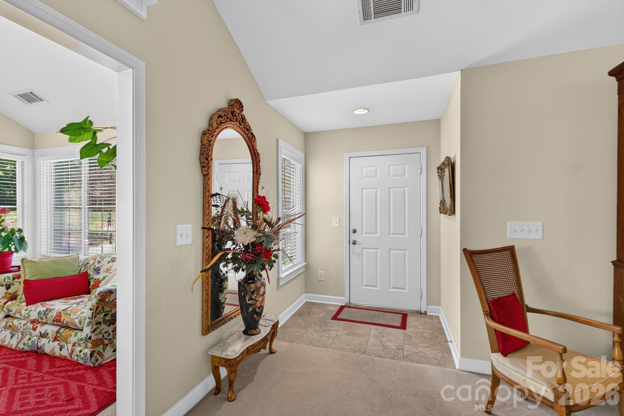 232 Lone Oak Circle