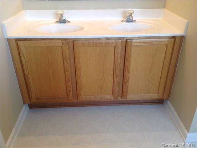 Steelecroft Place - Residential Lease