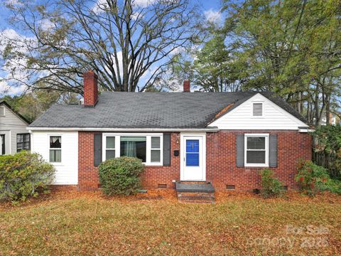 Photo of 109 Allison Street, Fort Mill, SC 29715 (MLS # 4327630)