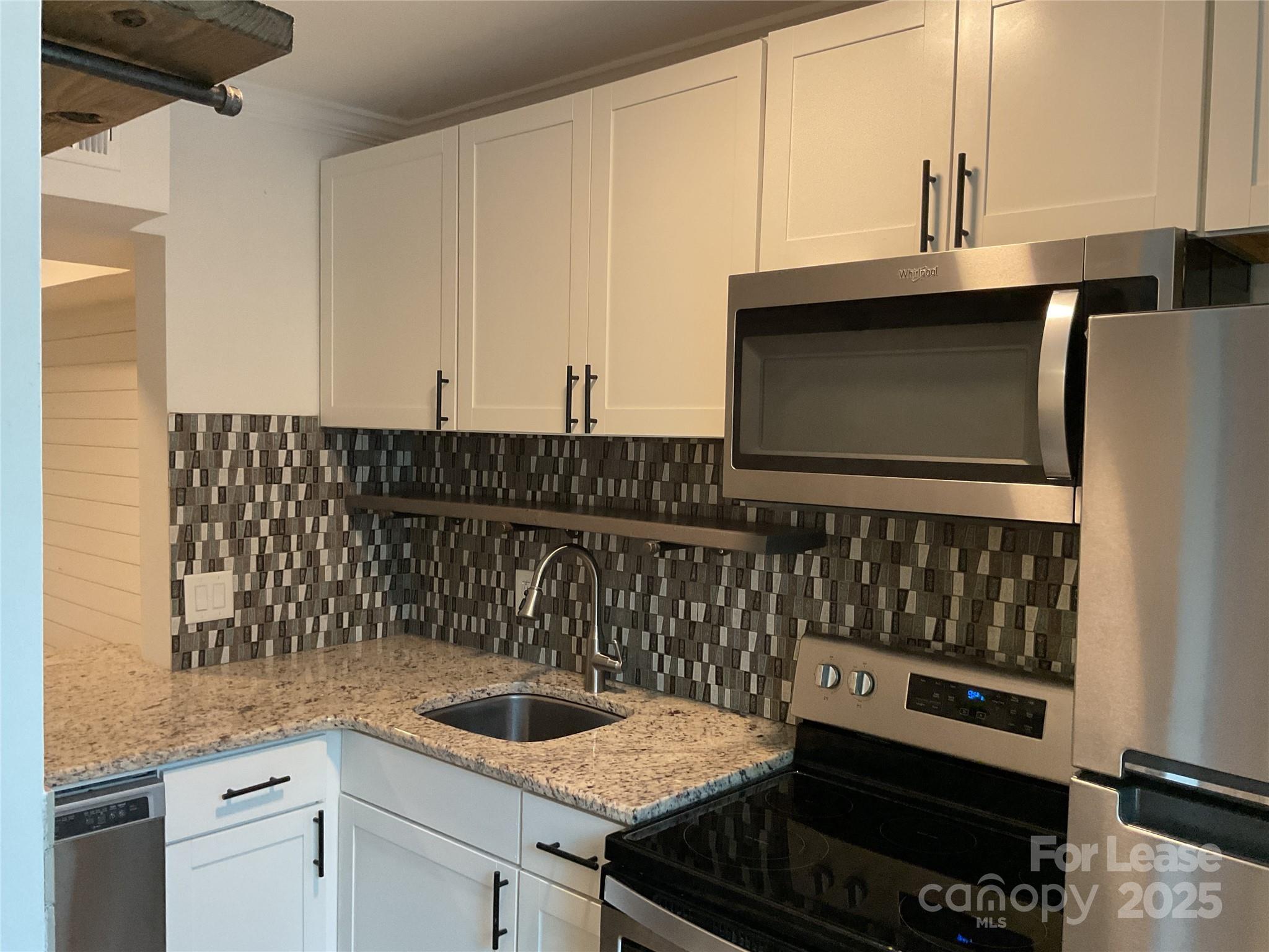 Walker Woods - Residential Lease