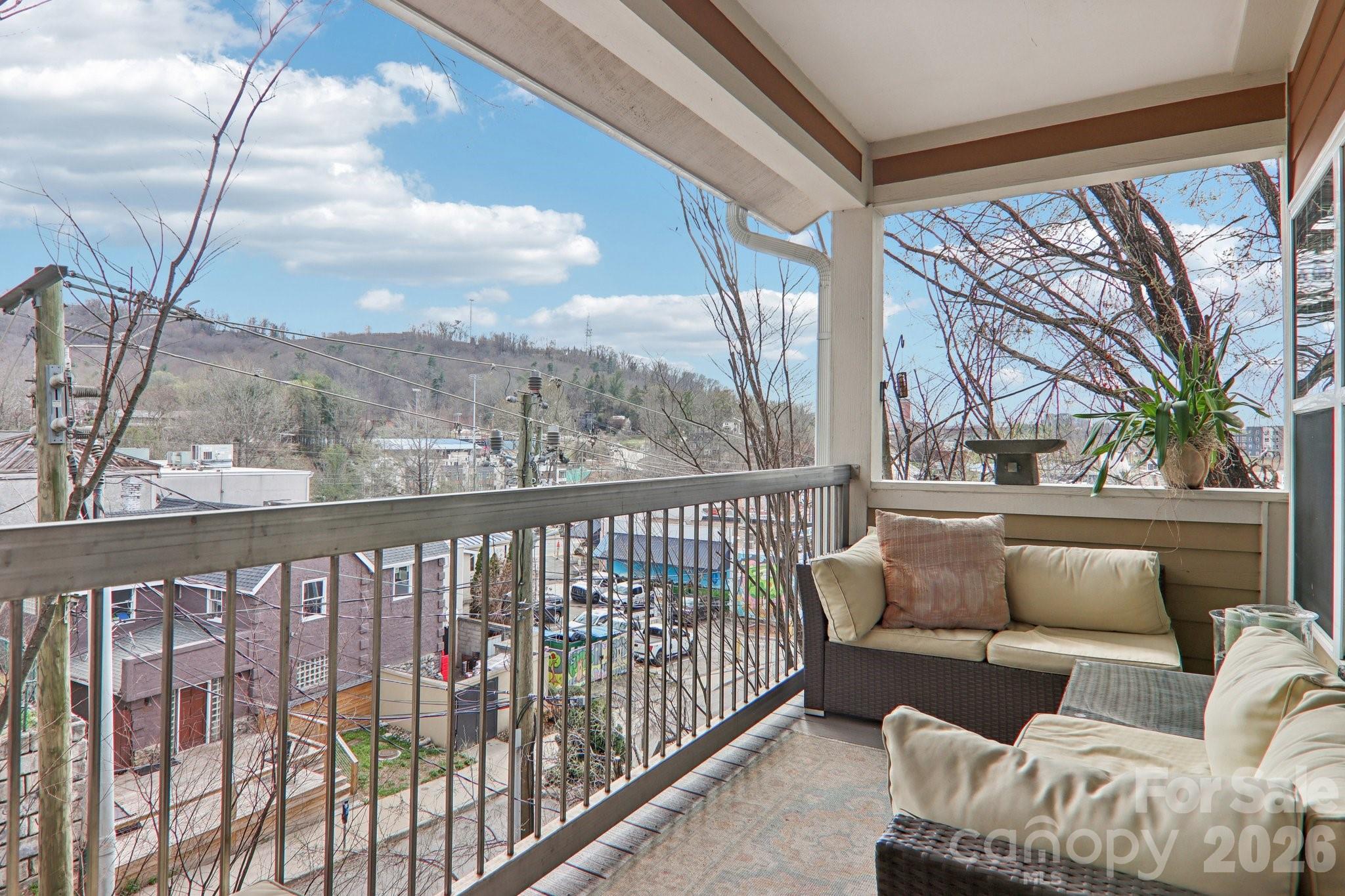 175 S Lexington Avenue 304