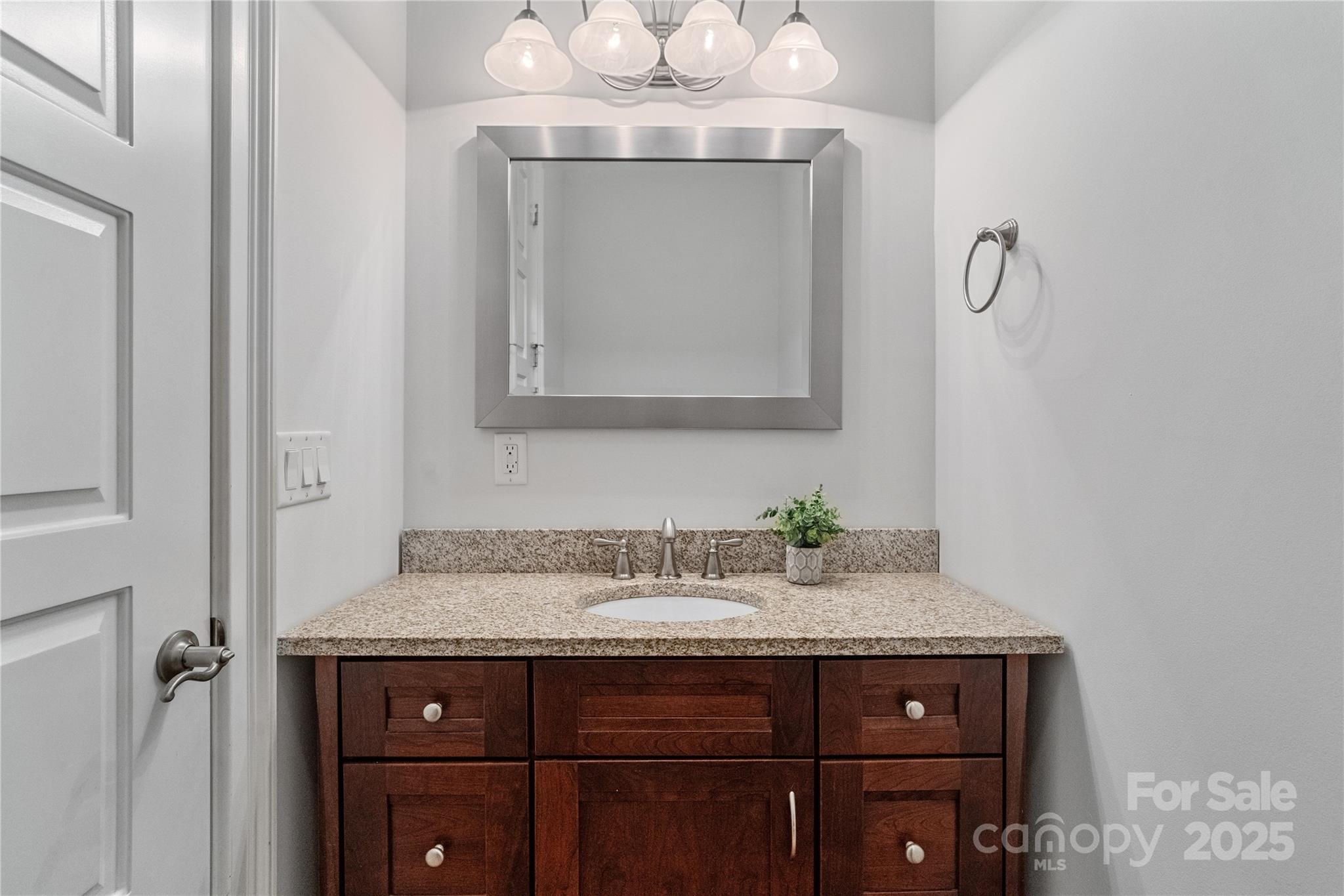 Madison Oaks - Residential