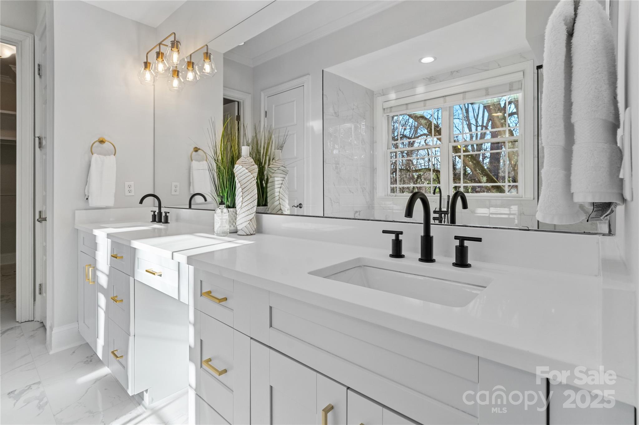 Madison Oaks - Residential