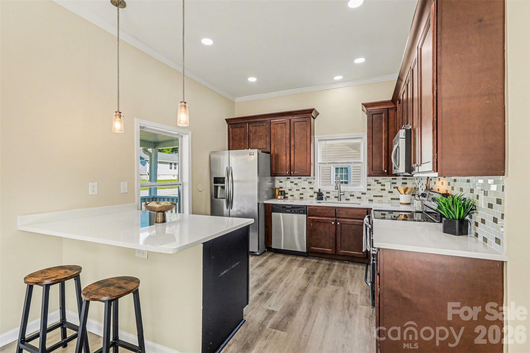 118 Glen Rae Street SW