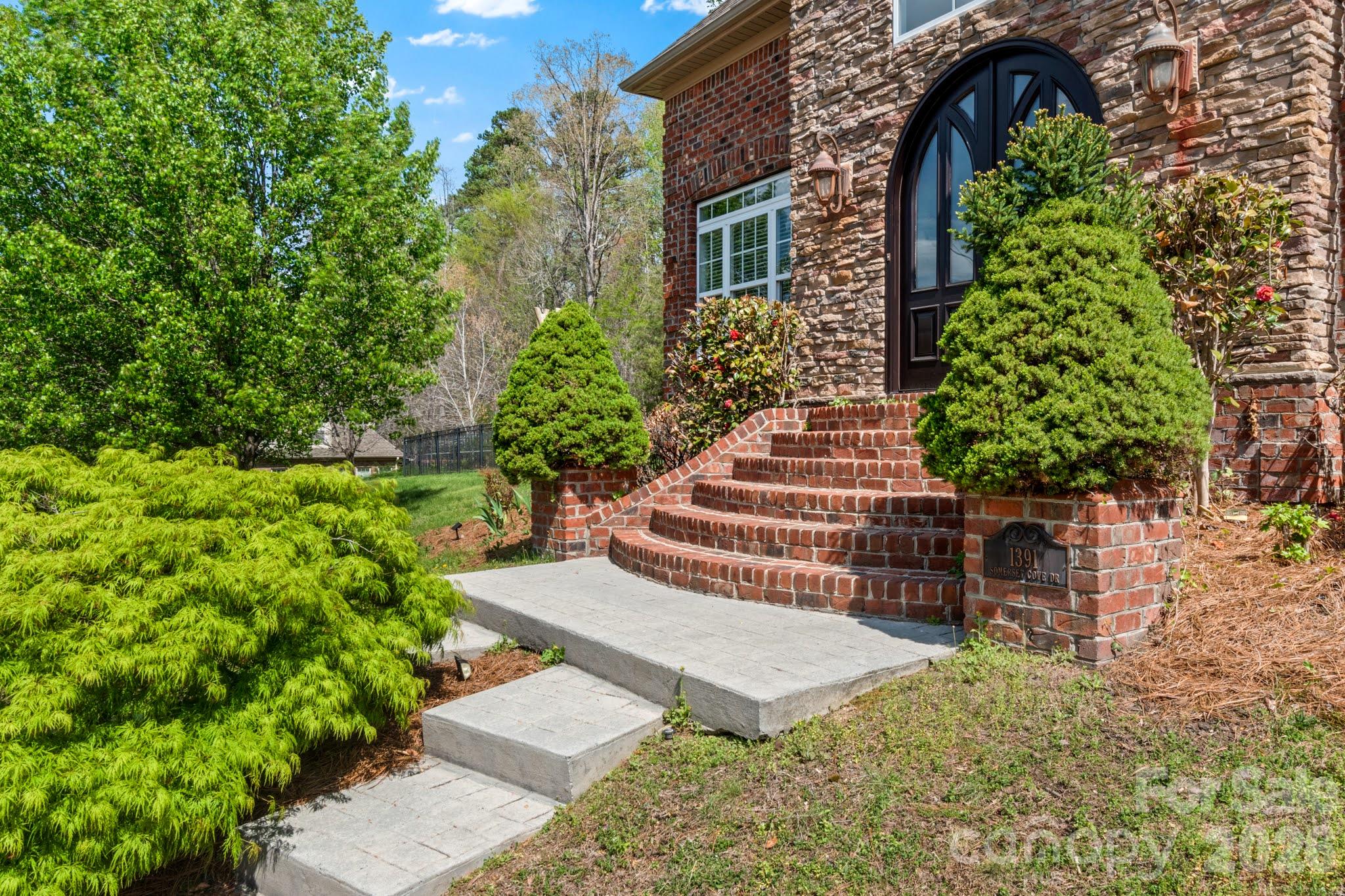 1391 Somerset Cove Drive
