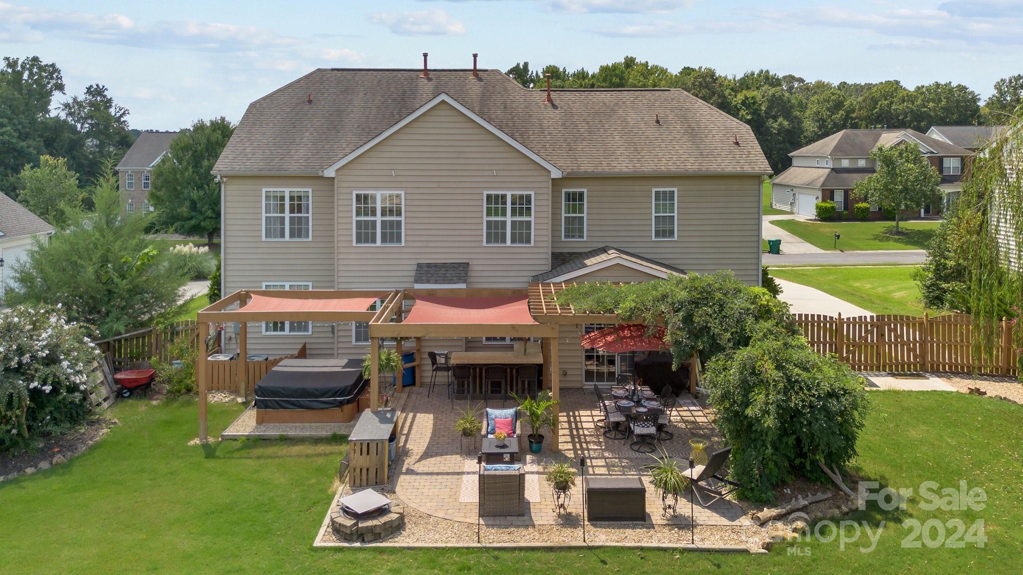 Wesley Oaks - Residential