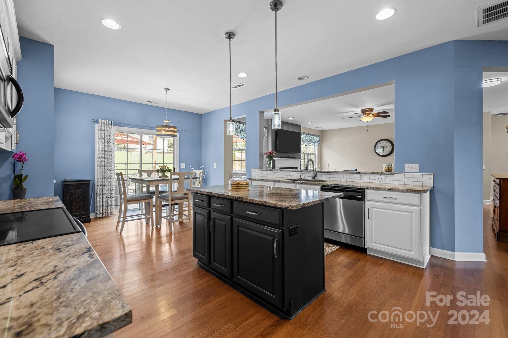 Wesley Oaks - Residential