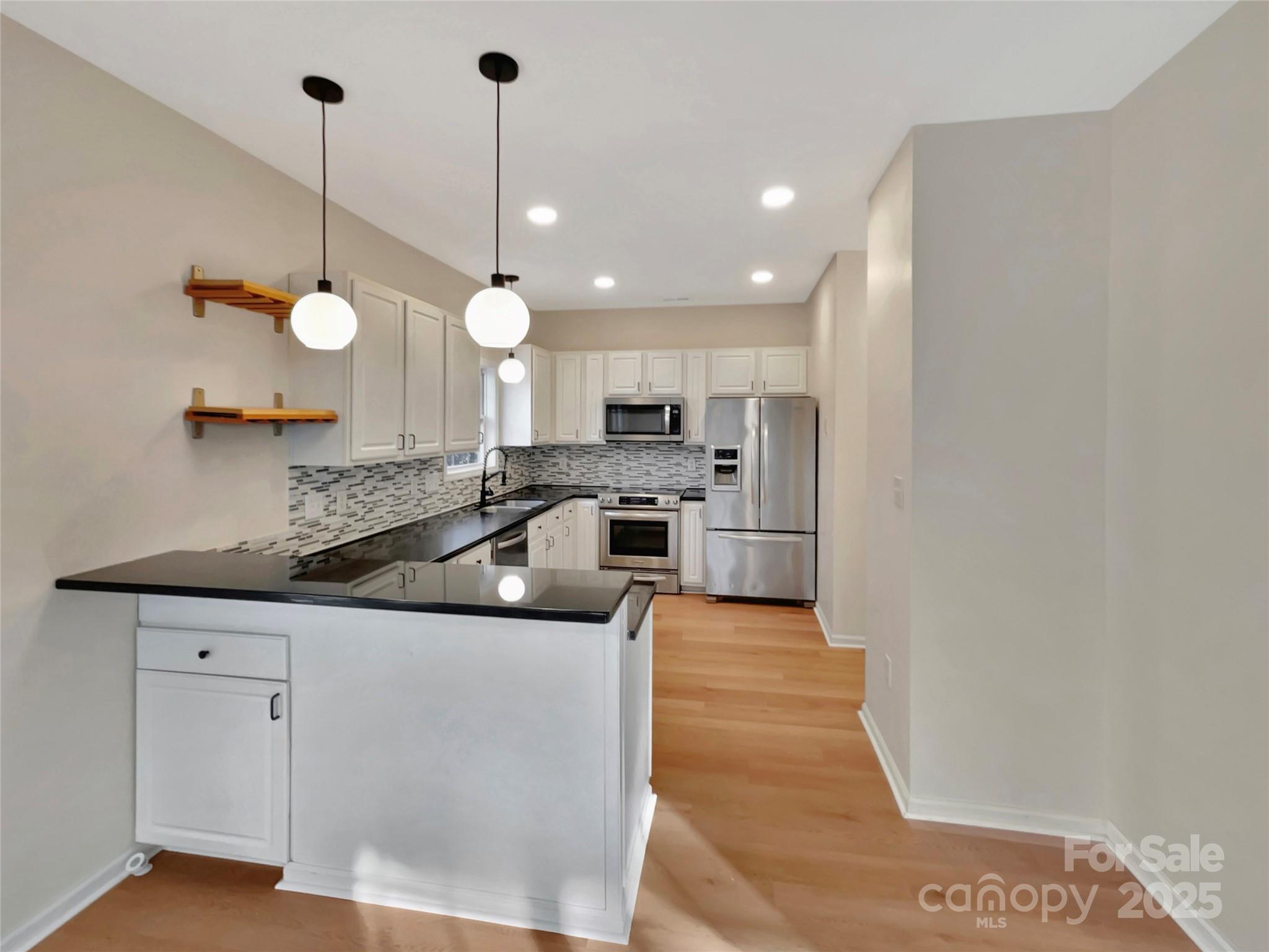 Adams Bluff - Residential