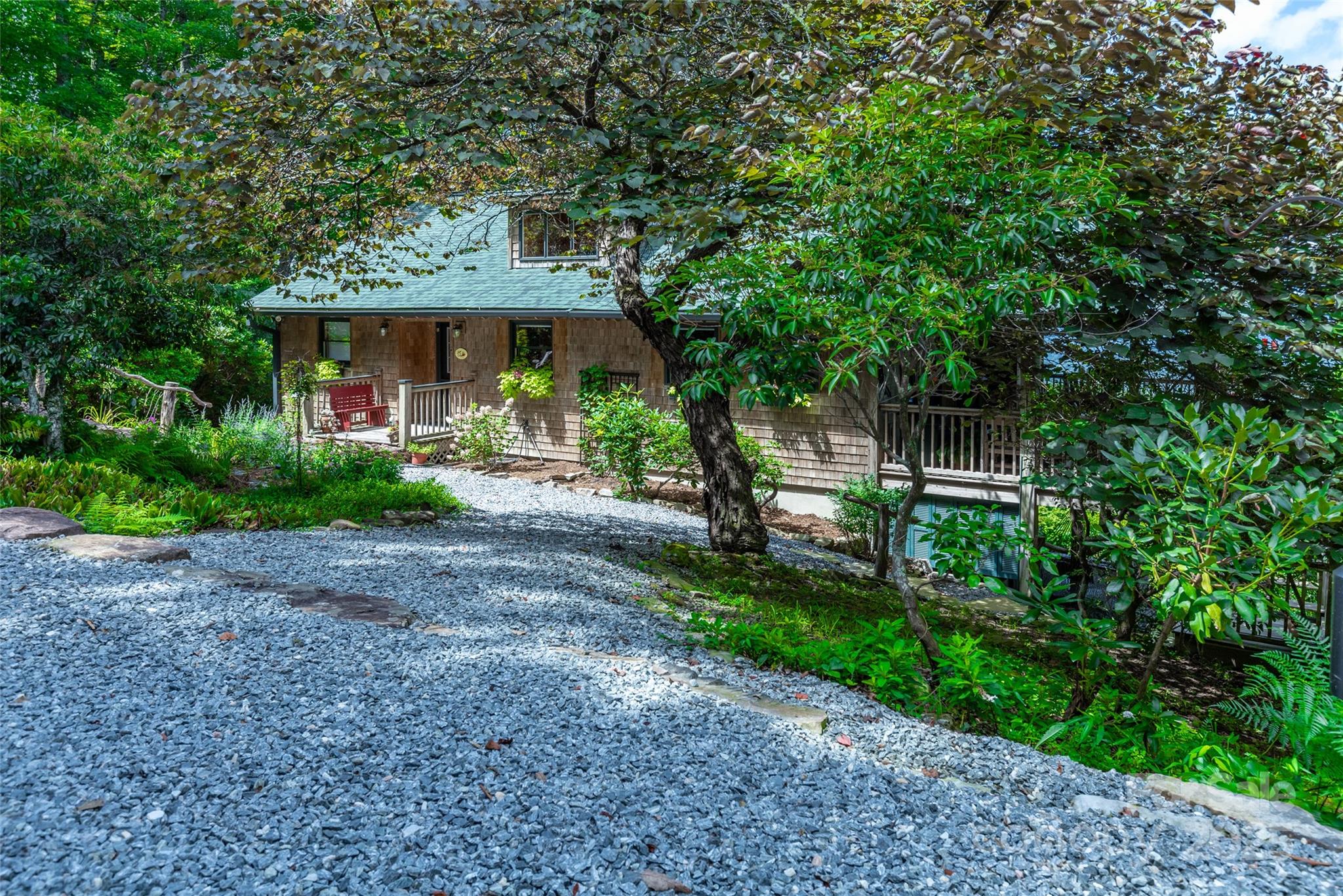 1692 Becky Mountain Road