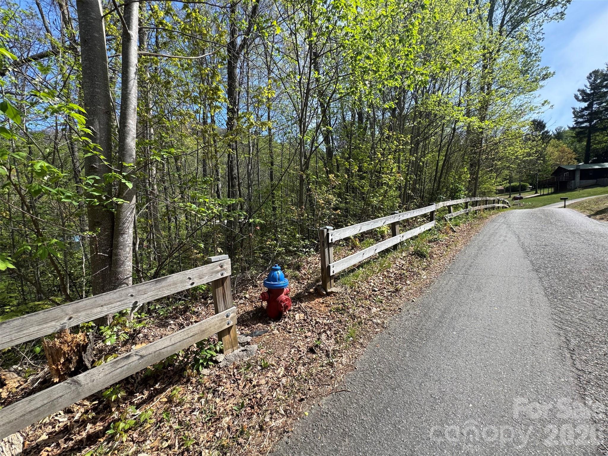 Chestnut Walk - Land