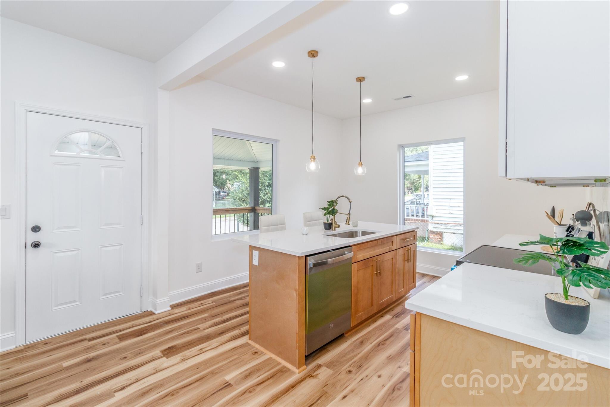 408 English Street