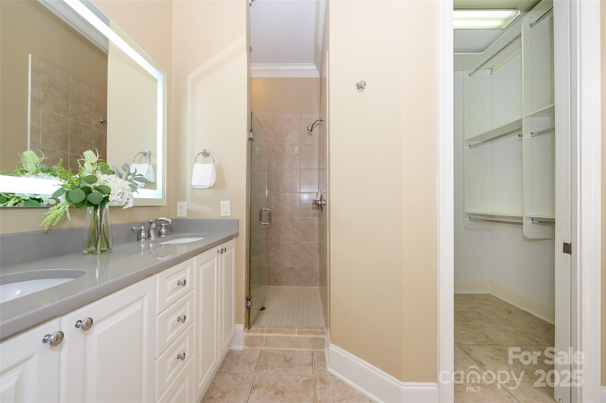 Bradbury Hall - Residential