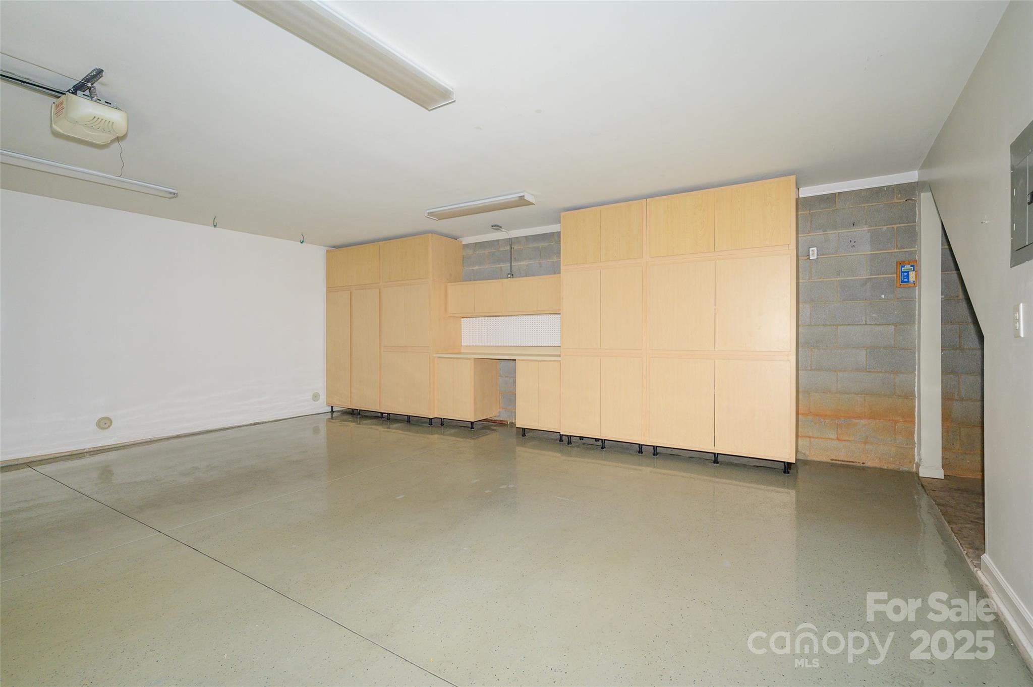 Bradbury Hall - Residential