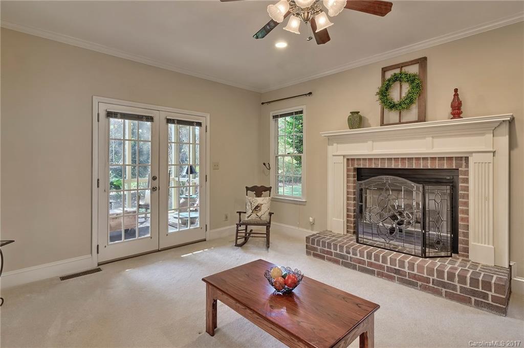 Beacon Knoll - Residential