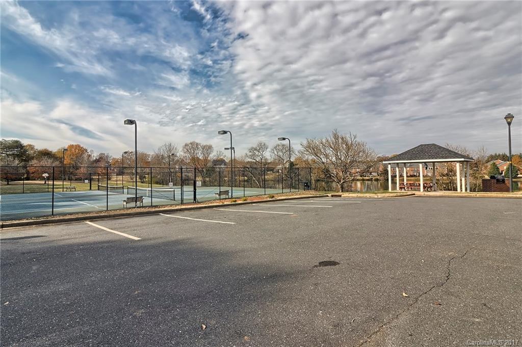 Beacon Knoll - Residential