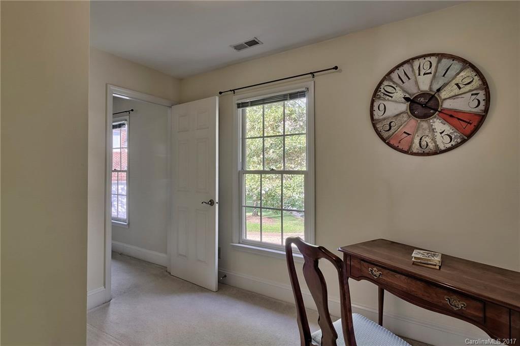 Beacon Knoll - Residential