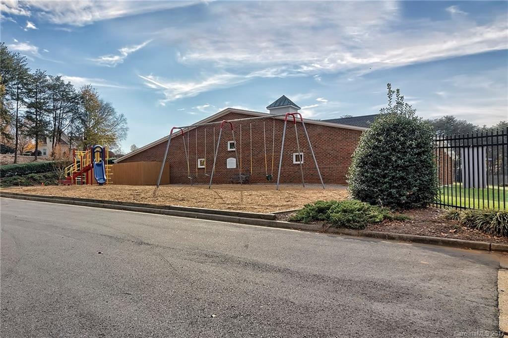 Beacon Knoll - Residential