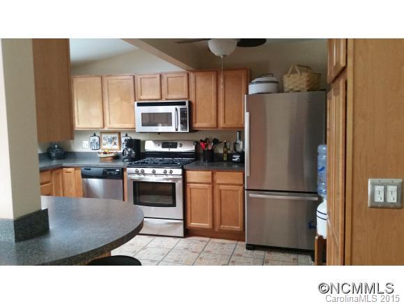 Larchmont Park - Residential