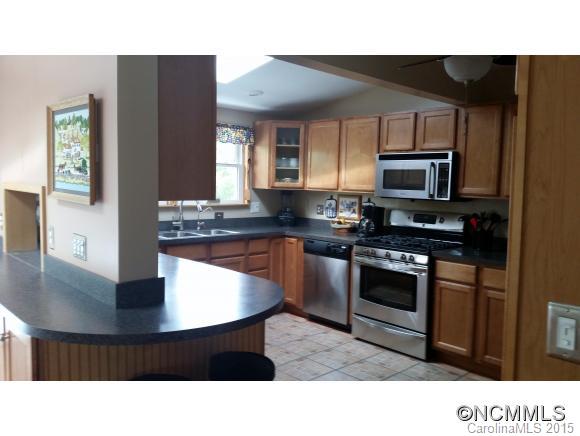 Larchmont Park - Residential