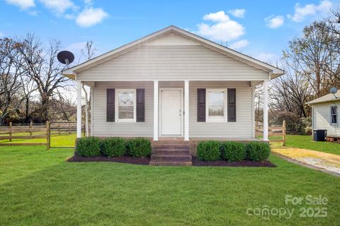 807 Willow Lane Bessemer City NC 28016