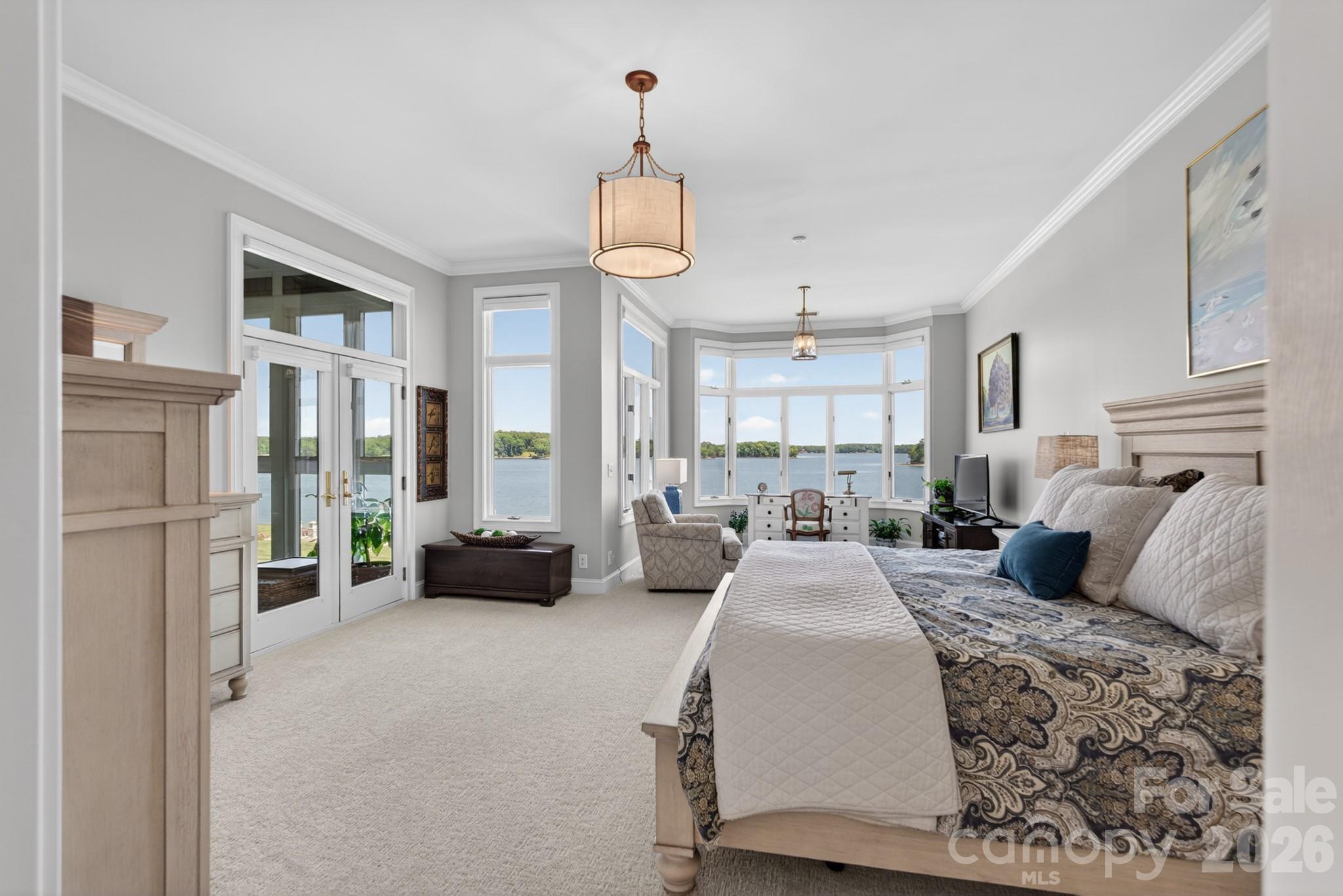Lake Club - Residential