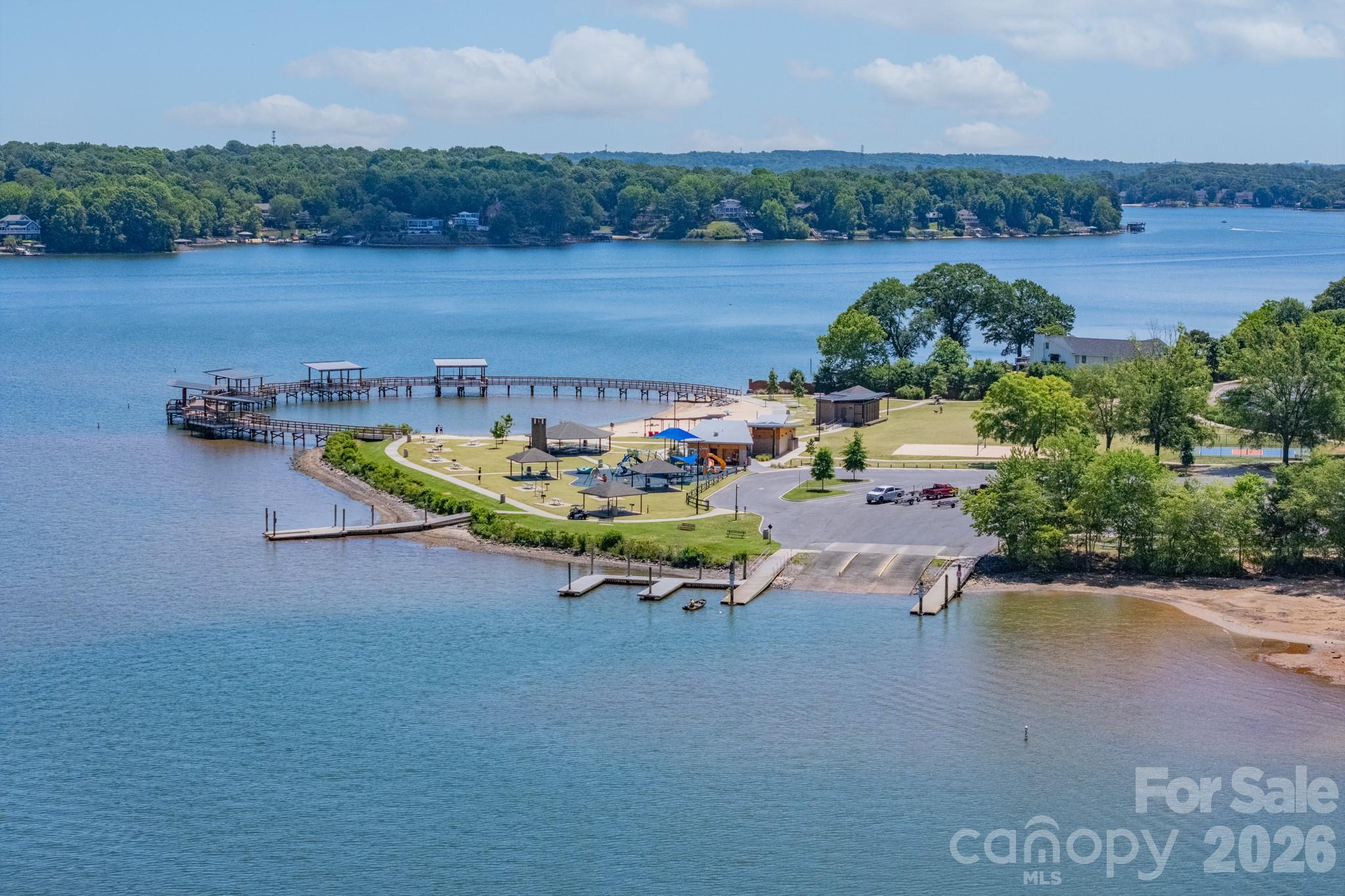 Lake Club - Residential