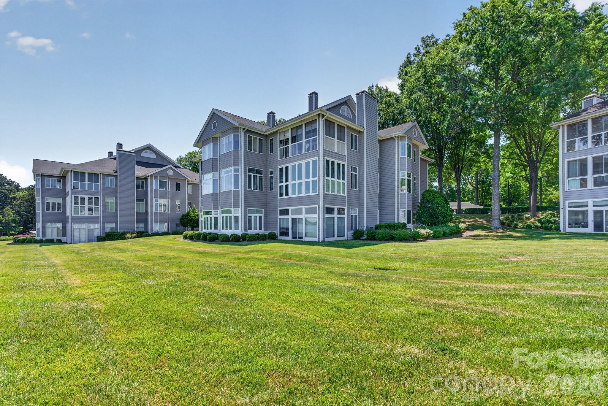 Lake Club - Residential