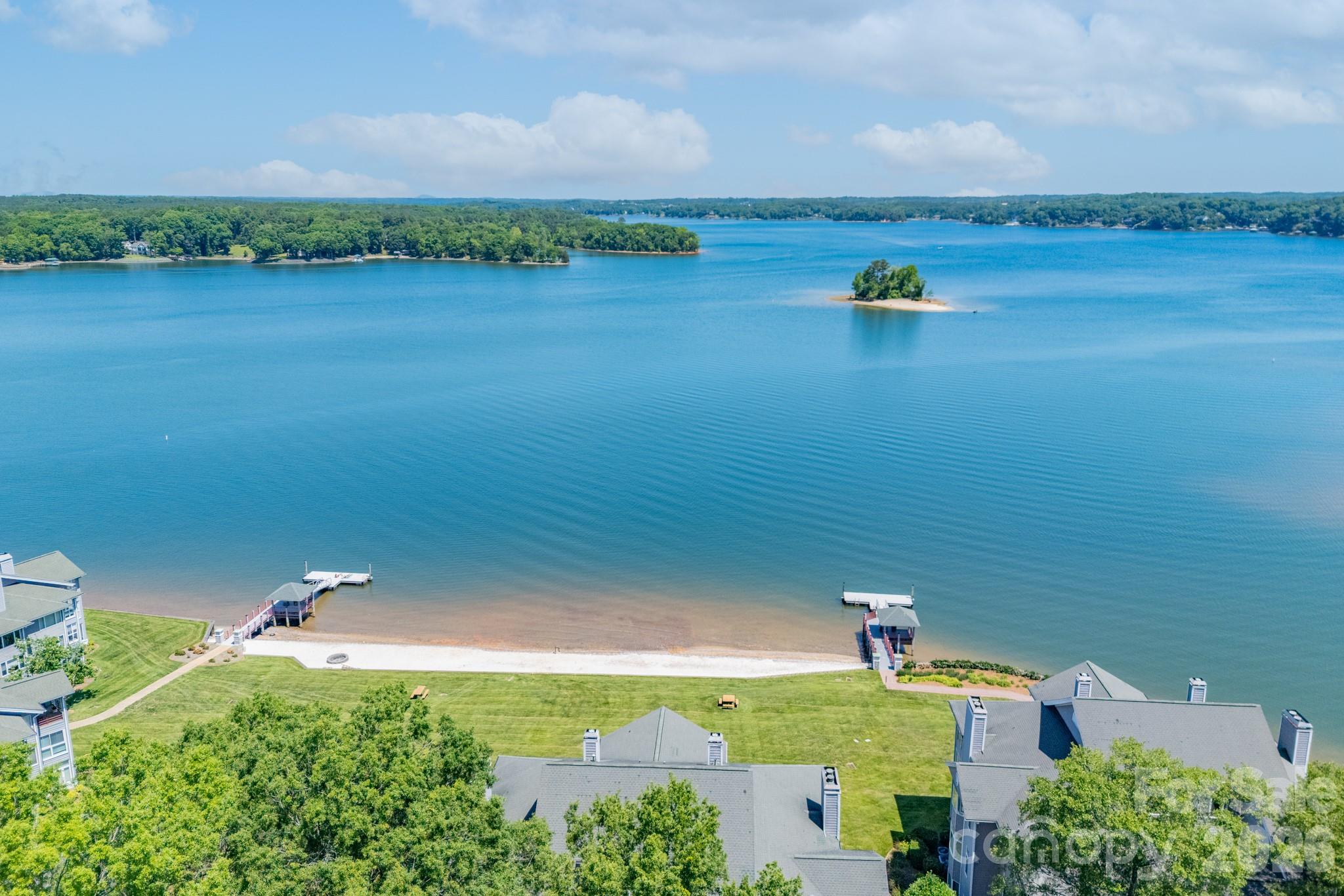 Lake Club - Residential