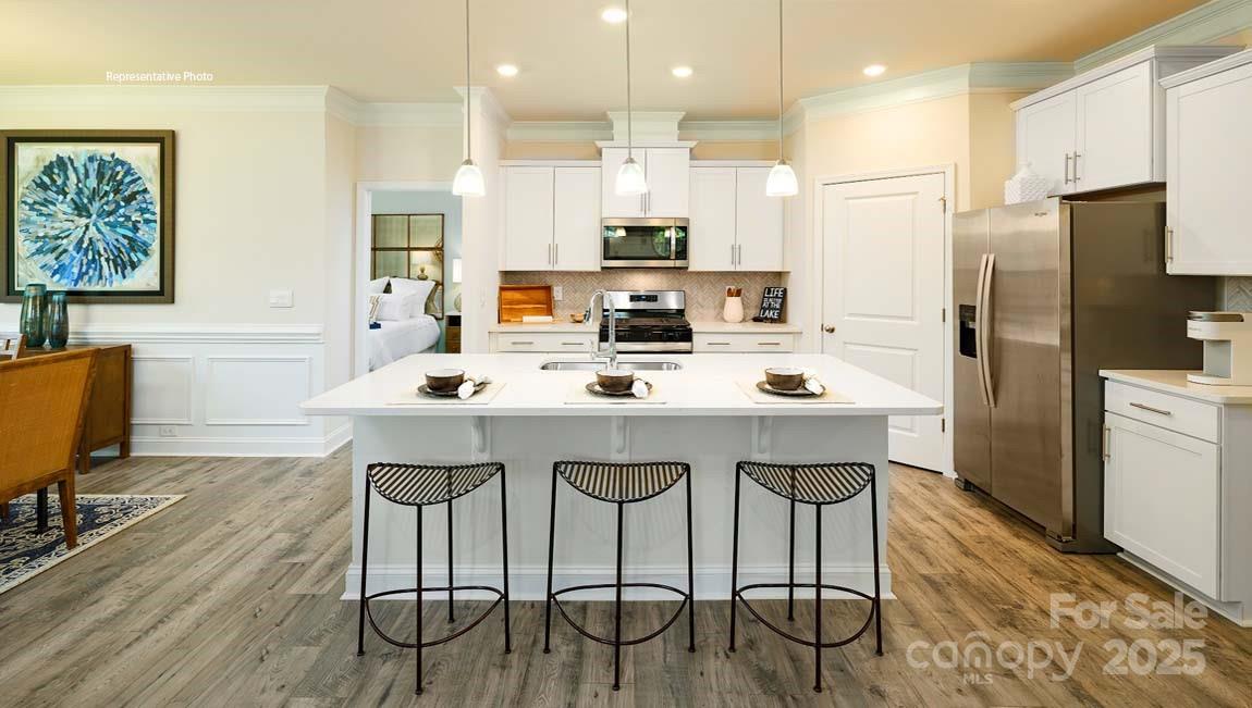 7641 Bainbridge Road