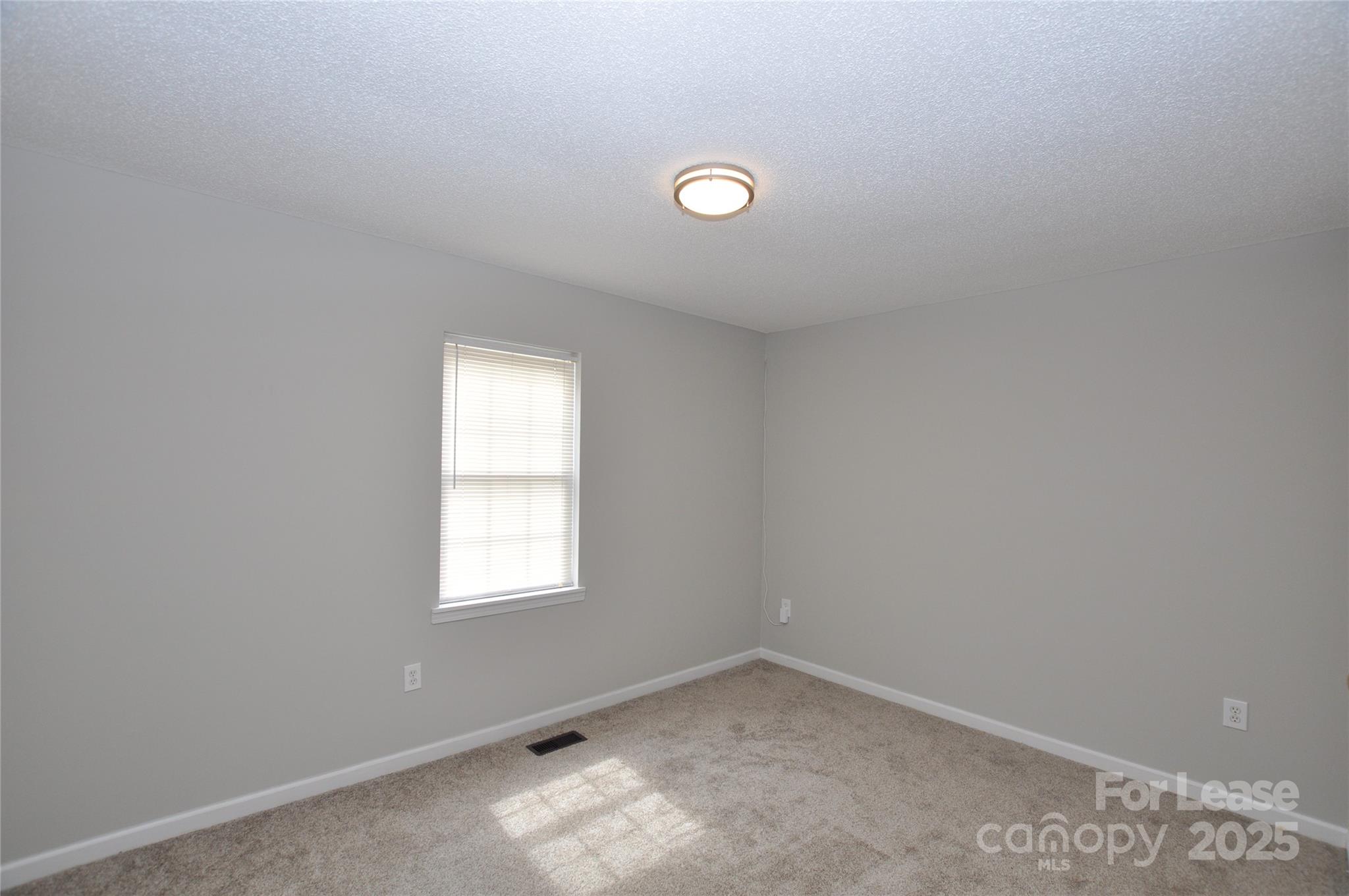 Moss Acres - Residential Lease