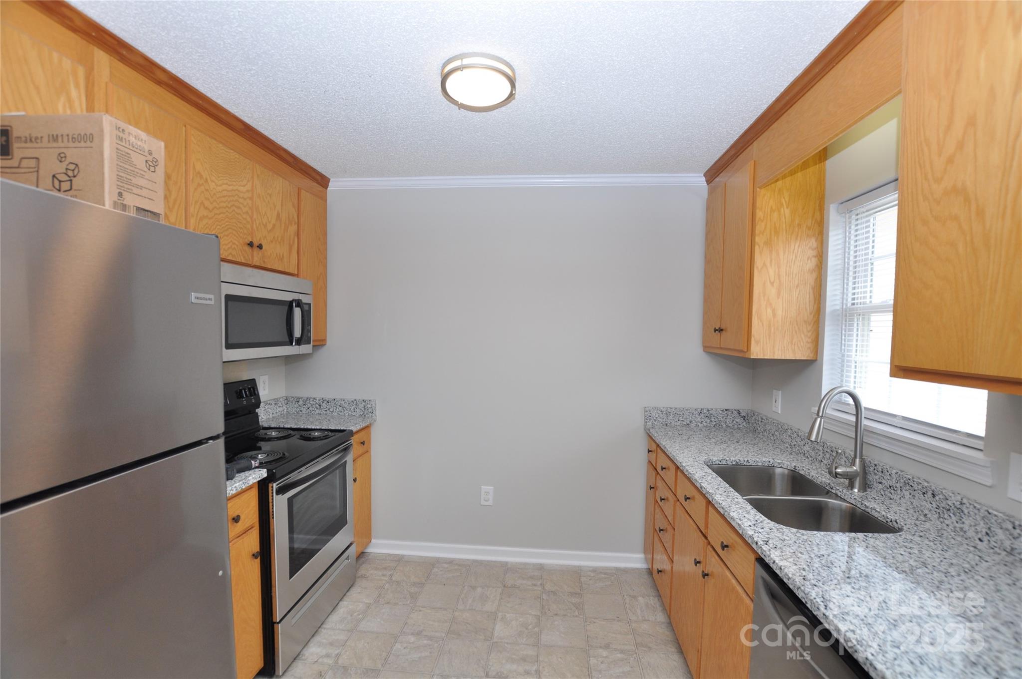 Moss Acres - Residential Lease