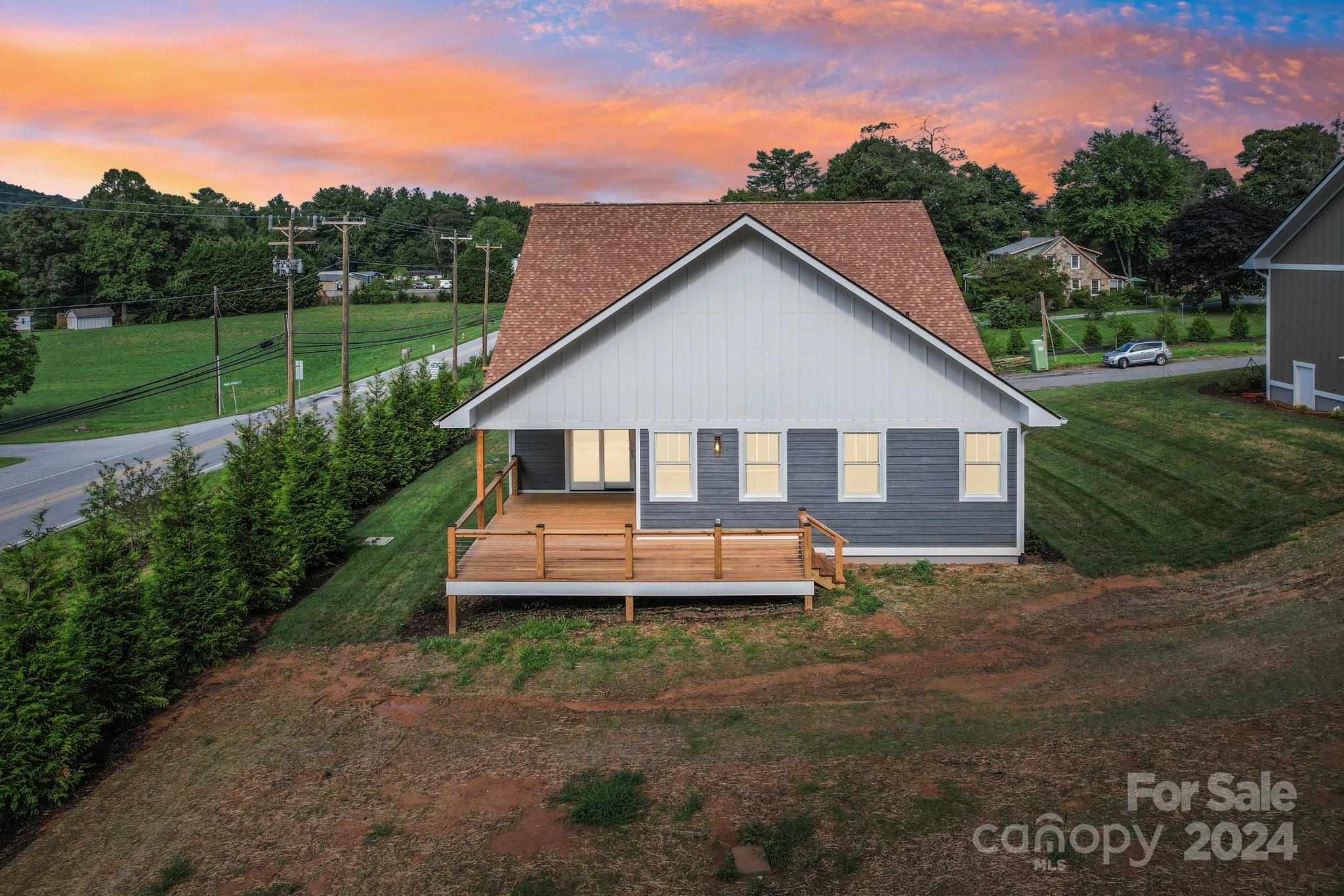 20 Maple Knoll Drive