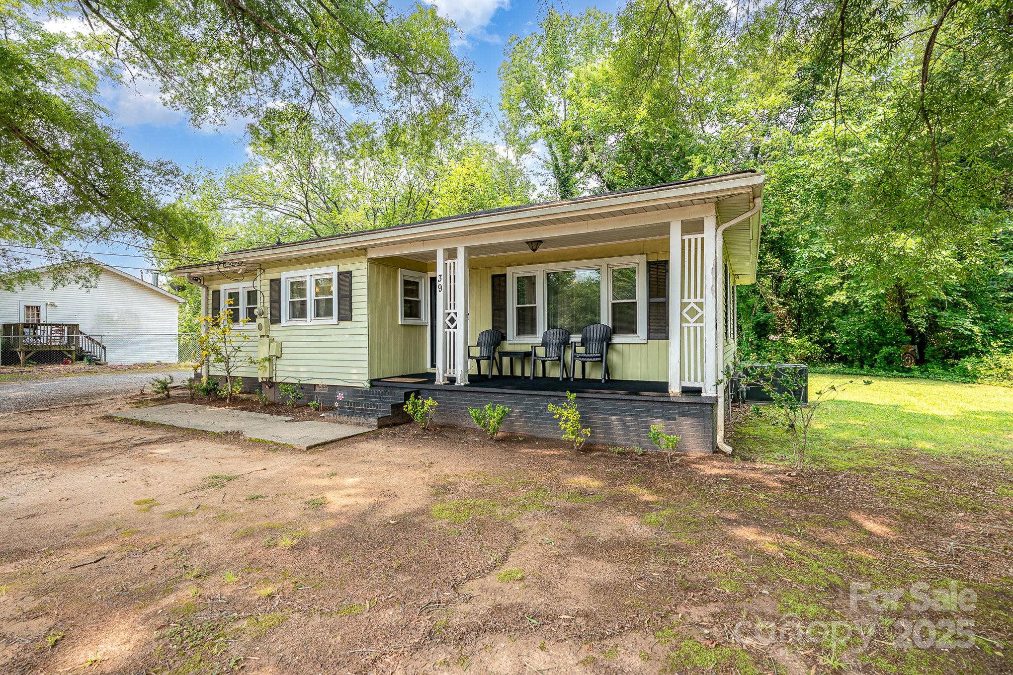 39 Selma Drive