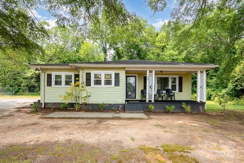 39 Selma Drive Mooresville NC 28115