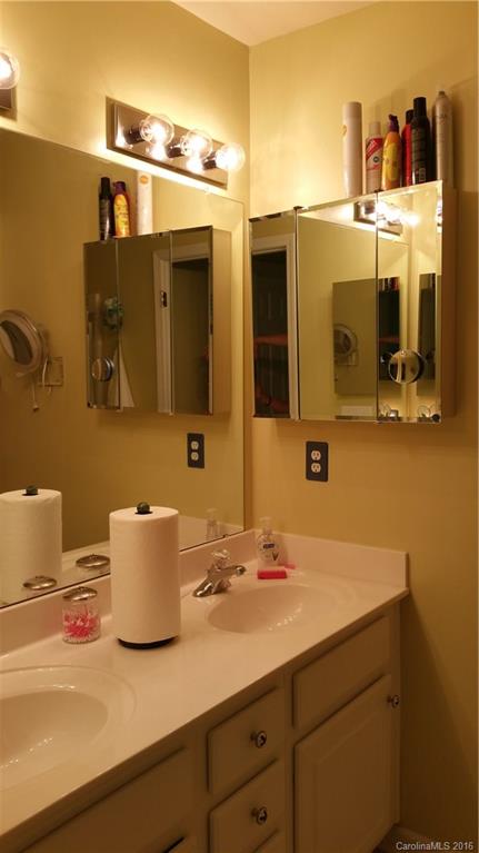 Lexington Commons - Residential