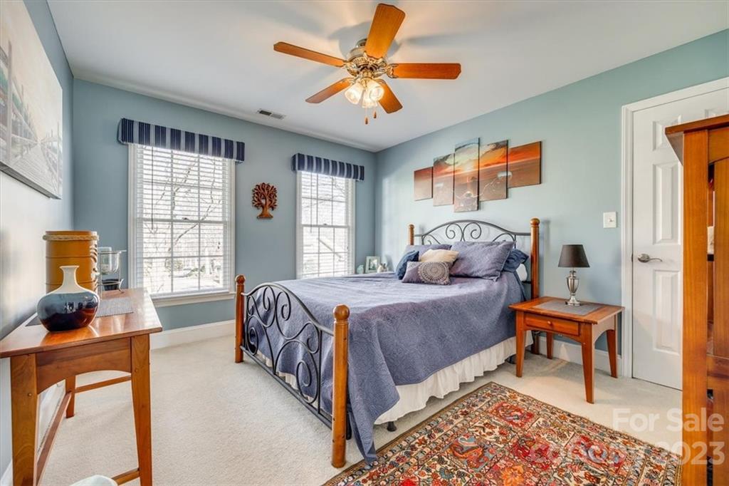 Beacon Knoll - Residential