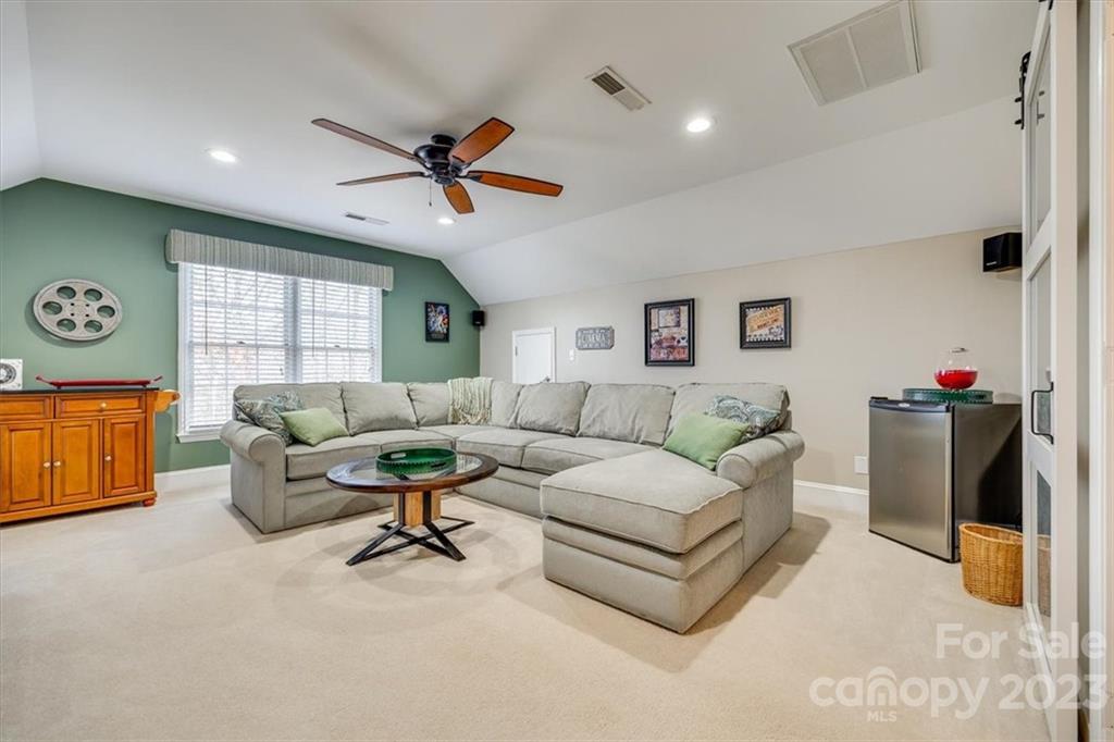 Beacon Knoll - Residential